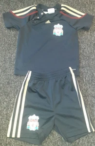 Adidas Liverpool Auswärts 2009-10 Fußball Trikot kein Sponsor UK Größe 6-9 Monate - Bild 1 von 3