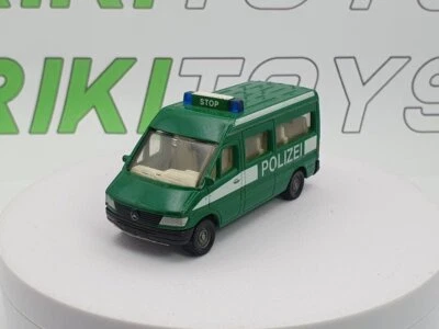 Mercedes Benz Sprinter Siku 1/60 Verde 1995 - Immagine 1 di 4