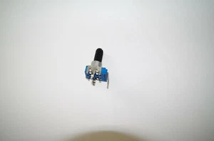 Korg Microkorg 1x Volume Poti  - Picture 1 of 2