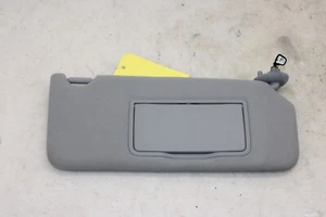 2014-2017 Acura RLX Right Sun Visor OEM KP120 - Picture 1 of 7
