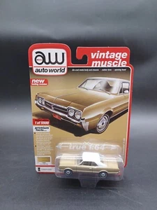 Auto World AW 66 1966 Oldsmobile Olds F-85 Vintage Muscle Car Collectible Gold - Picture 1 of 2