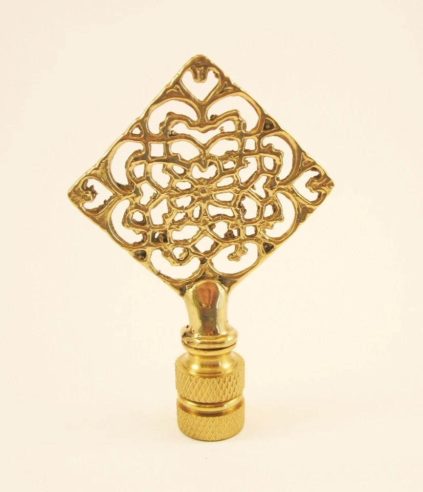 Acabado de lámpara de latón macizo filigrana cuadrado montado en esquina remate de pantalla de lámpara T588 Foto 1 de 1