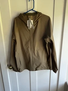 UNIQLO SIZE S Men’s  BROWN 3D Cut BLOCKTECH Parka Rain JACKET 35-38” chest BNWT - Picture 1 of 11