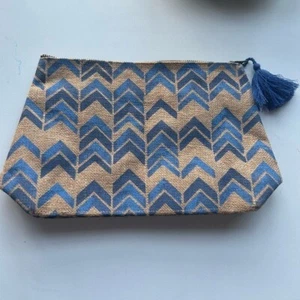 Neiman Marcus Woven Zipper Pouch Tassel Geo Print Jute - Bild 1 von 6