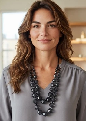 J.Crew 黑色/灰色刻面珠项链双股丝带领带大胆声明 — 第 1/4 张图片