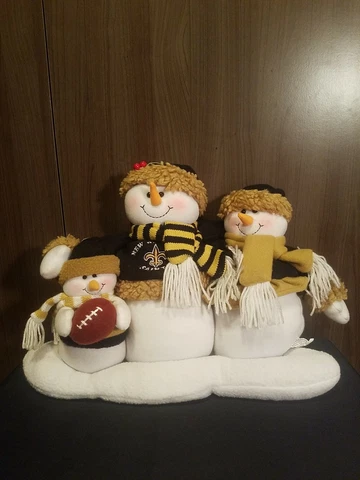 New Orleans Saints NFL Christmas Snowman Family Plush Figures Cover