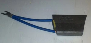 KOMATSU VE8444, CARBON BRUSH, GENUINE OEM, HEAVY EQUIPMENT, MINING, FREE SHIP - Picture 1 of 5