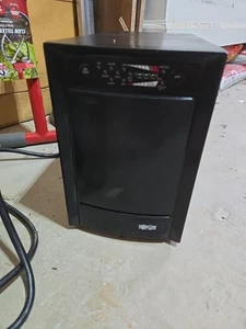 Tripp Lite SU750XL 750VA 600W UPS Smart Online Tower 100V/110V/120V USB DB9 SNMP - Picture 1 of 1