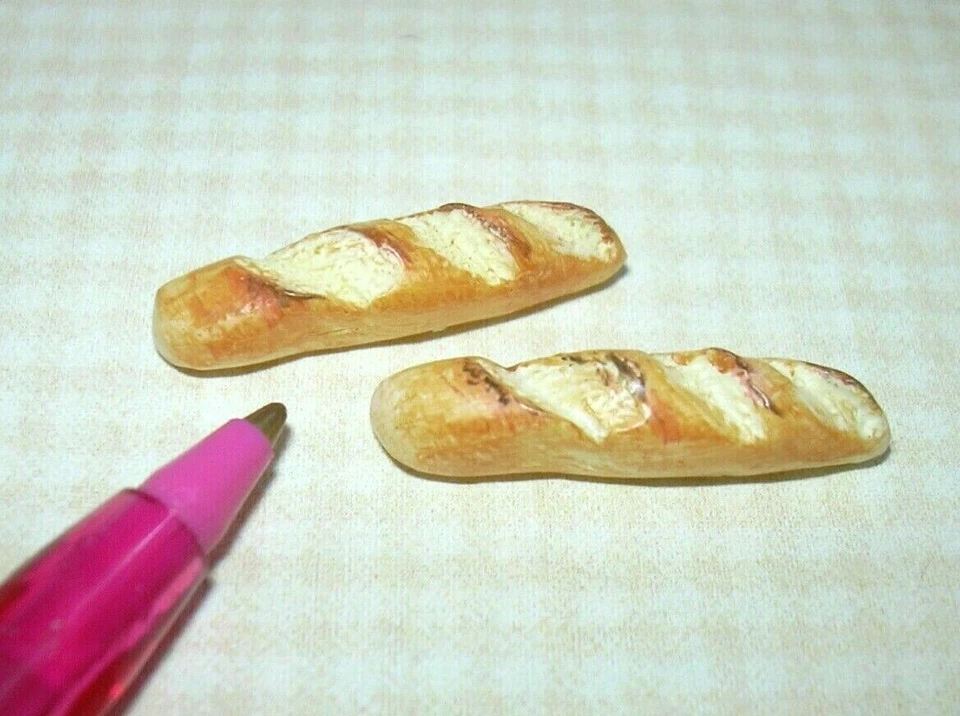 FALCON MINIATURES Miniature MEDIUM French Bread Loaves (2): DOLLHOUSE Bread Rolls 1:12