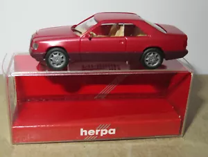 Herpa HO 1/87 MB Mercedes-Benz E 320 Coupe Mauve Rose Fonce Metal #031455 Box - Picture 1 of 16