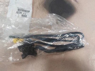 NUEVO ORIGINAL PEUGEOT 306 RADIO MANDO TALLO NÚMERO DE PIEZA: 96373748ZL Foto 1 de 4