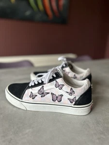 Ladies VANS Pink And White Checkered Embroidered Butterfly Trainers Size 7 - Picture 1 of 12