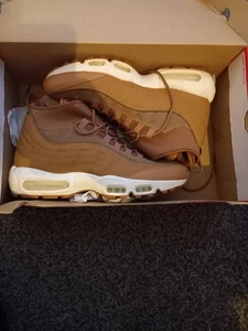 Mens Nike Airmax Brown Sail Trainer Boots Size 9.5 - Picture 1 of 8