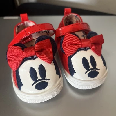 Zapatos de vestir Disney Baby Minnie Mouse charol rojo 0-6mos Foto 1 de 4
