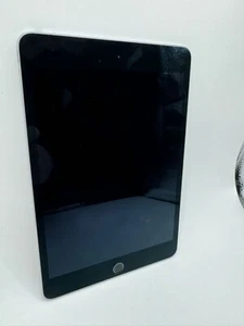 Apple iPad Mini 4 128GB space grey klasa A TYLKO NA CZĘŚCI - Zdjęcie 1 z 3