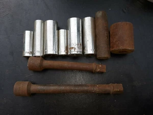20RR99 ASSORTED TOOLS: SOCKET WRENCHES, (4) CORNWELL (RUSTY), (5) JAPAN (METRIC) - Imagen 1 de 4