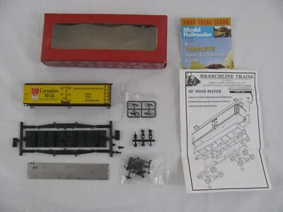 Branchline Trains HO Carnation Milk 40' Wood Billboard Reefer Box Car Kit #13708 - Image 1 of 4
