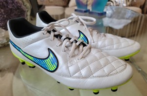 nike tiempo clasicos