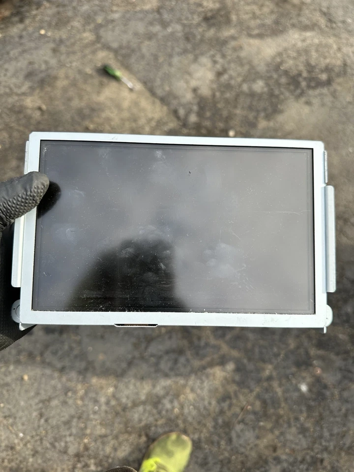 2013 2014 Ford C-Max Dash Mount 8" tela de exibição de informações fabricante de equipamento original LKQ - Imagem 1 de 1