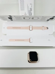 Apple Watch Series 5-40mm Aluminum Rose Gold w/ Accessories Case Bundle New - Photo 1 sur 24