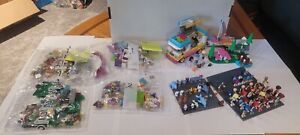Lego Friends lot. Sets, minifigures see description
