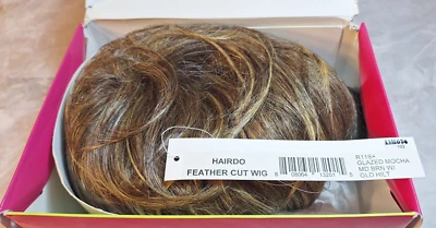 Peluca HairDo Corte Pluma Estilo Ken Paves HairUWear R11S+ Marrón con Empuñadura Dorada Foto 1 de 4