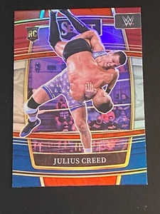 Panini Select WWE 2022 rojo blanco y azul Prizm paralelo #59 Julius Creed - Imagen 1 de 2