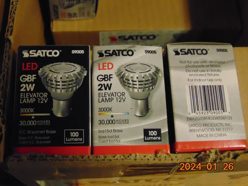 Lote de 4 SATCO S9005 GBF ELEVADOR LED BOMBILLA 12V 2W BA15D 100 lúmenes, 3000K Foto 1 de 1