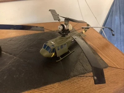 COX Attack Cobra Free Flight Helicopter U.S.M.C Marines Engine Turns Over - Image 1 of 4