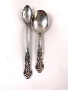 1847 Rogers Bros Silver Plate Flatware Heritage Infant & Baby Feeding Spoon - Picture 1 of 3