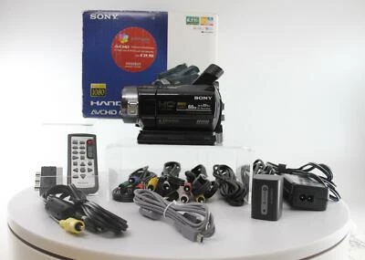 Boxed Sony PAL HD 6.1MP 60GB Camcorder 10x Zoom (HDR-SR7E) - Image 1 of 4