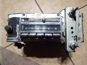 1963-1967 Chevrolet Corvette C2 AM FM Delco Automotive Radio OEM Part 986281 - Picture 1 of 6