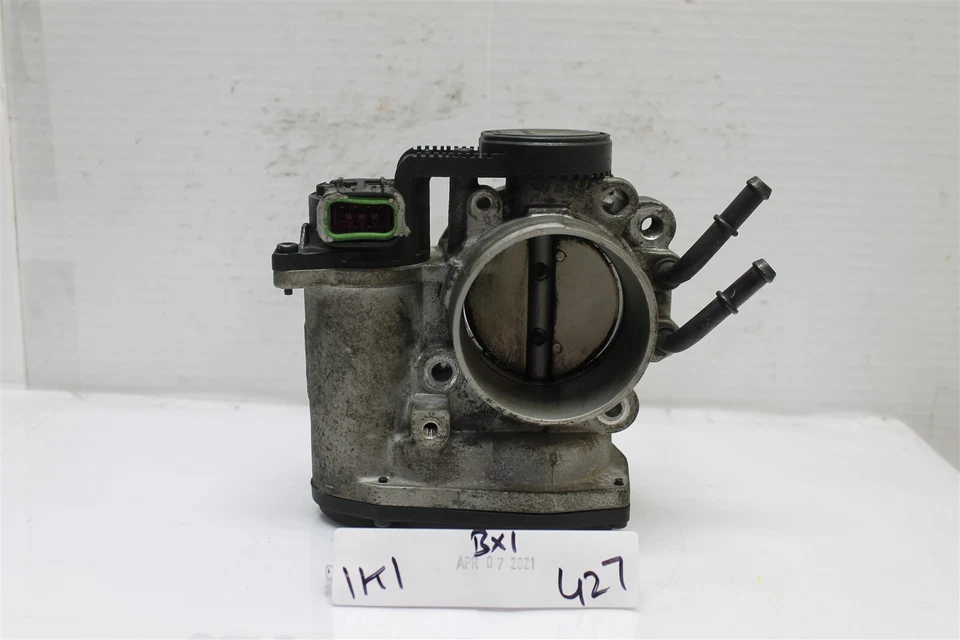 Корпус дроссельной заслонки 2006-2010 Kia Optima клапан в сборе 351003E100 от оригинального производителя 427 1K1-B1 - Изображение 1 из 4