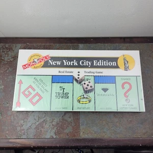 NEW OLD STOCK Monopoly New York City Edition Factory Sealed NYC TRUMP TOWER - Picture 1 of 9
