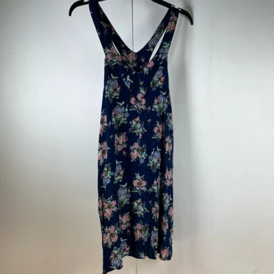 Vestido Vaina Everly Mujer Azul Rosa Floral Calado Sin Mangas Espalda Corredora M Foto 1 de 4