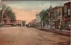 MACOMB ILLINOIS EAST SIDE ÖFFENTLICHER PLATZ ALTE HANDKOLORIERTE POSTKARTE VON 1909 - Bild 1 von 2