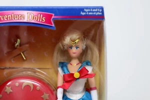 Irwin Sailor Moon 6-inch Doll w/Spinning Stand #44101 MIB - Imagen 1 de 7