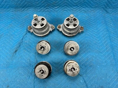 Juego de montaje de cabina cojín de sujeción de carrocería RAM 1500 2019 OEM Foto 1 de 4