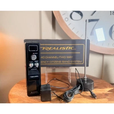 Radio Shack, Realistic, Portable 40 Channel C.B.Radio, Emergency RadioB113-4-6 - Image 1 of 4