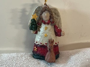 Christmas ornament resin angel holding tree with star & dog at feet PO9555 - Picture 1 of 5