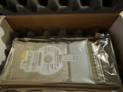 W359J-EQL Dell EqualLogic PS50 - PS400 Series 250GB SATA Hard Drive - Image 1 of 4
