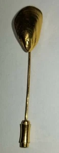 Vintage Crown Trifari Designer Signed Gold Tone Beach Sea Shell Stick Pin  - Picture 1 of 5