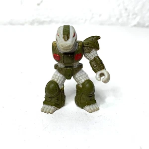 Battle Beasts - #15 - Gruesome Gator 2” figura solamente (brazo perdido) Hasbro - Imagen 1 de 2