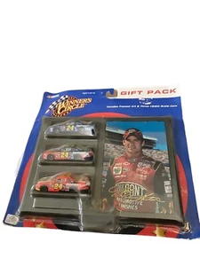 Jeff Gordon #24 Winners Circle Gift Pack Vintage 2002 Framed Art Scaled 1:64 - Bild 1 von 1