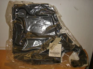 MERCEDES ML W163 RIGHT REAR DOOR INNER SEAL BEHIND DOOR CARD . 1637300254 - Picture 1 of 2