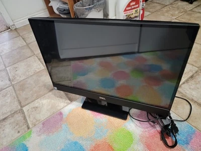 Dell Inspiron 3477 AIO 24" - Intel i5-7200U 2.5GHz - 12GB RAM NO SSD/OS Working - Image 1 of 4