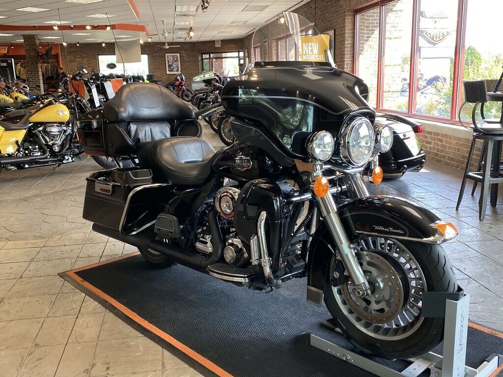 HARLEY-DAVIDSON 2011年製ヴィンテージ Used 2011 Harley-Davidson Softail Deluxe For Sale at Steve