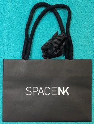 Space NK Paper Shopping Carrier Gift Bag Tote Black S W17xH12xD8cm — 第 1/4 张图片