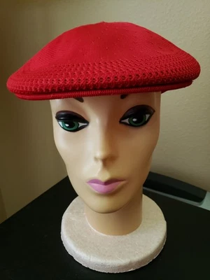 Gorra Kangol Tropic Ventair roja tejida ligera tejida - talla pequeña Foto 1 de 4