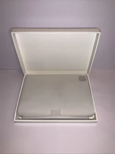 Apple Magic Keyboard MWR03LL/A A2975 for iPad Pro 11" (M4) White - Bild 1 von 14